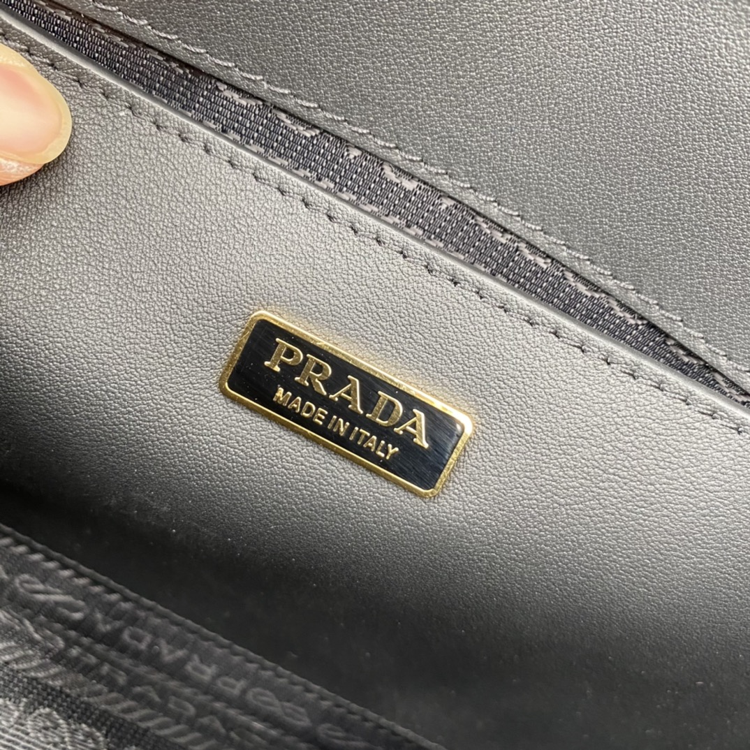 Prada Embleme Leather Shoulder Bag Handbag Black 1BD320